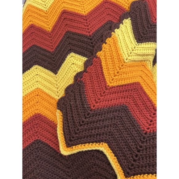 Gold Brown Rust Chevron Afghan 65 x 89 Zig Zag Couch Blanket Throw Colorful - Picture 1 of 5